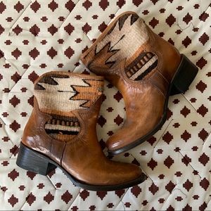 Freebird by Steven leather ankle boots shine